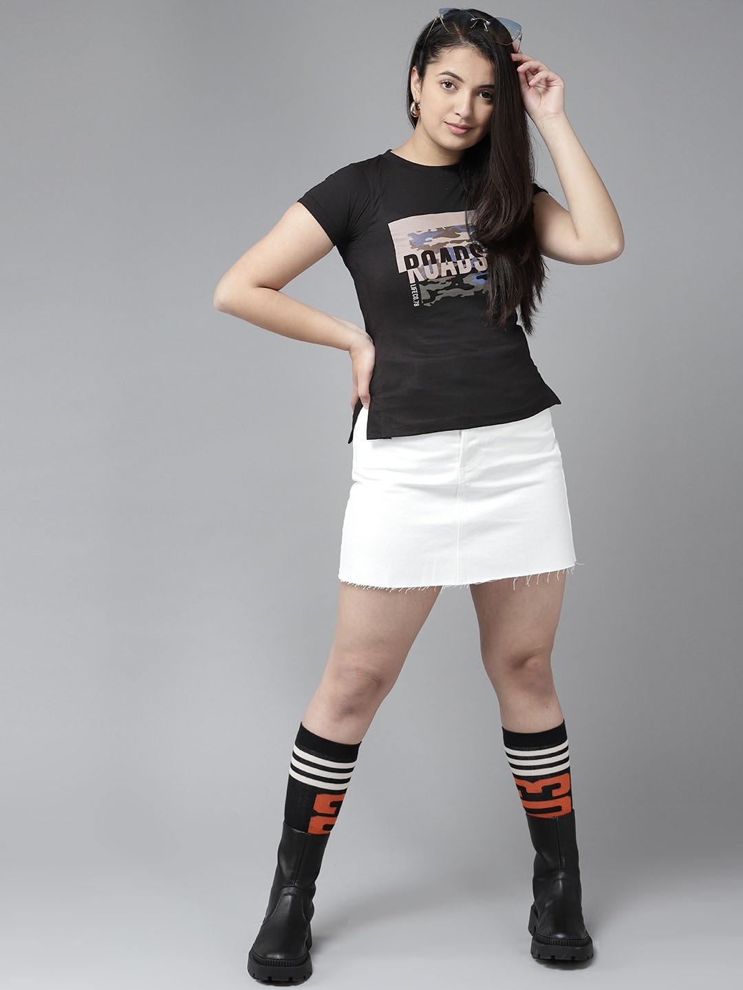 

UTH by Roadster Girls Black & Beige Pure Cotton Brand Logo & Camouflage Print T-shirt