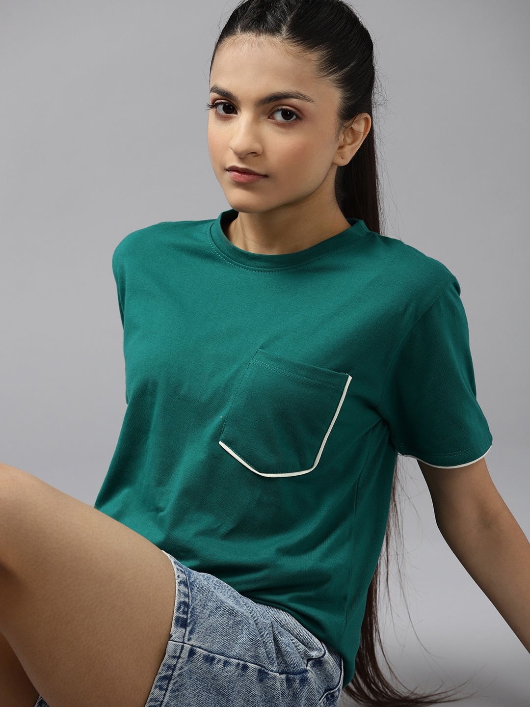 

UTH by Roadster Girls Green Pockets T-shirt