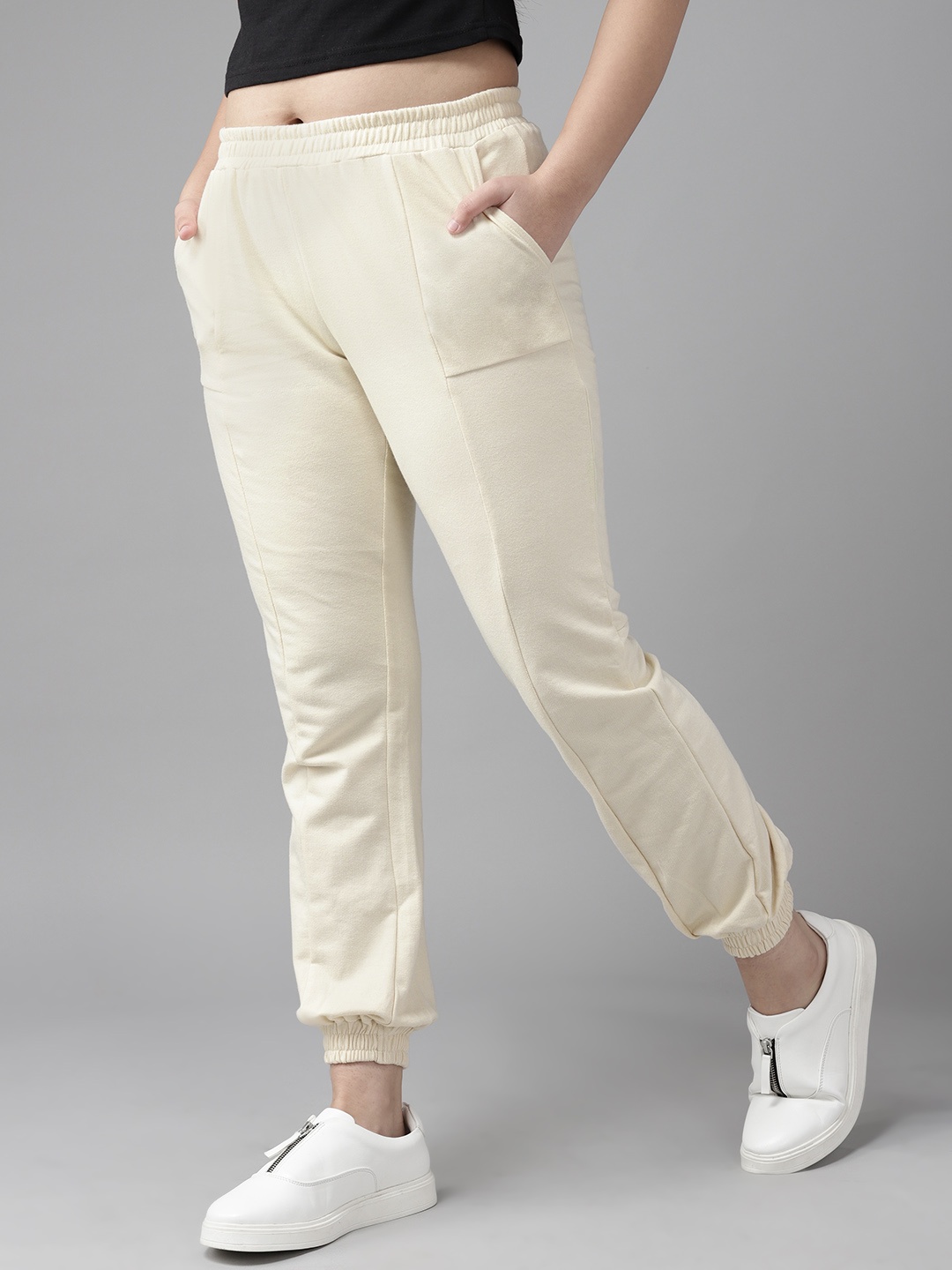 

UTH by Roadster Girls Cream-Coloured Solid Joggers