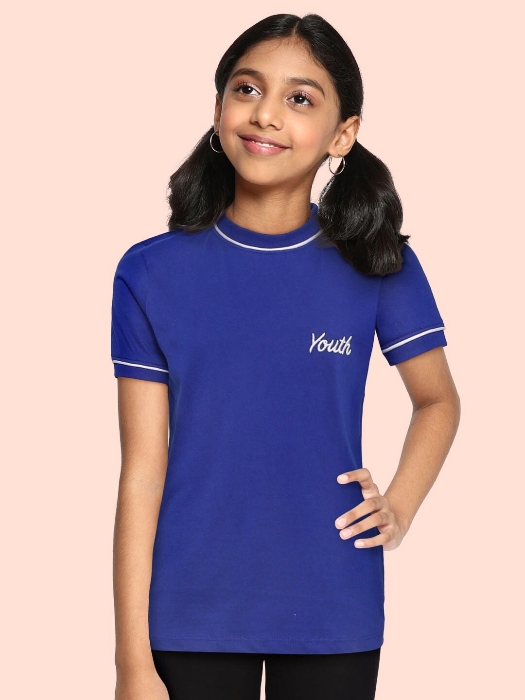

UTH by Roadster Girls Blue Pure Cotton Solid T-shirt