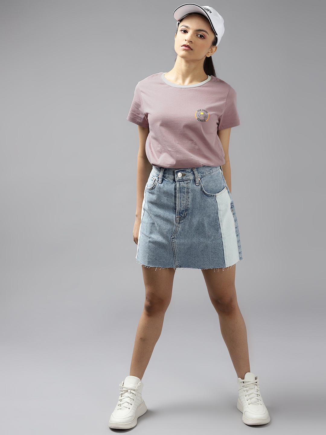 

UTH by Roadster Girls Lavender Cotton Solid T-shirt