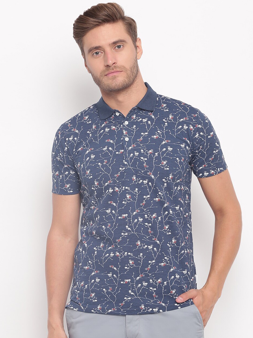 

LINDBERGH Men Blue & White Floral Printed Polo Collar Slim Fit T-shirt