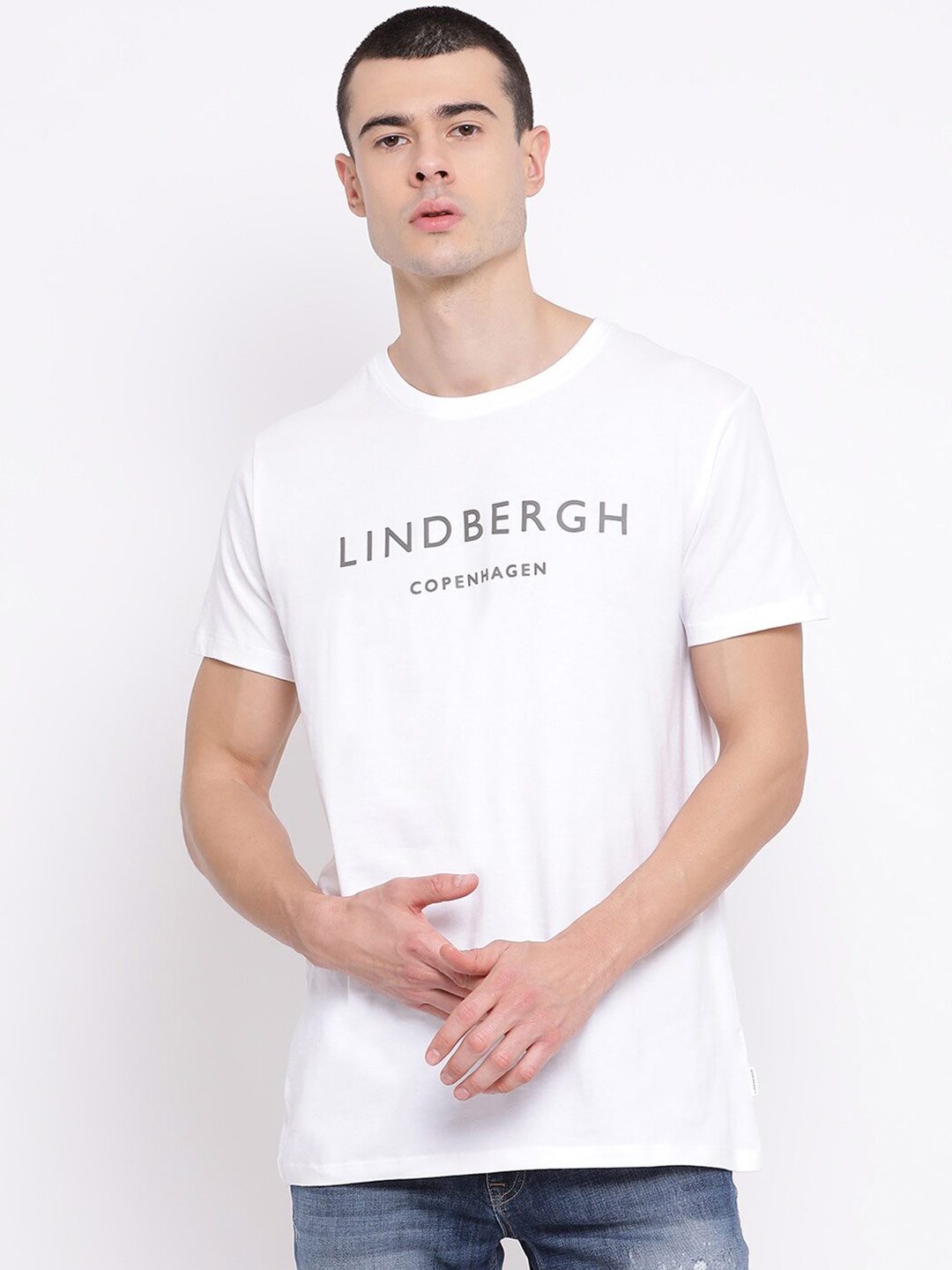 

LINDBERGH Men White Brand Logo Printed Slim Fit Cotton Pure Cotton T-shirt