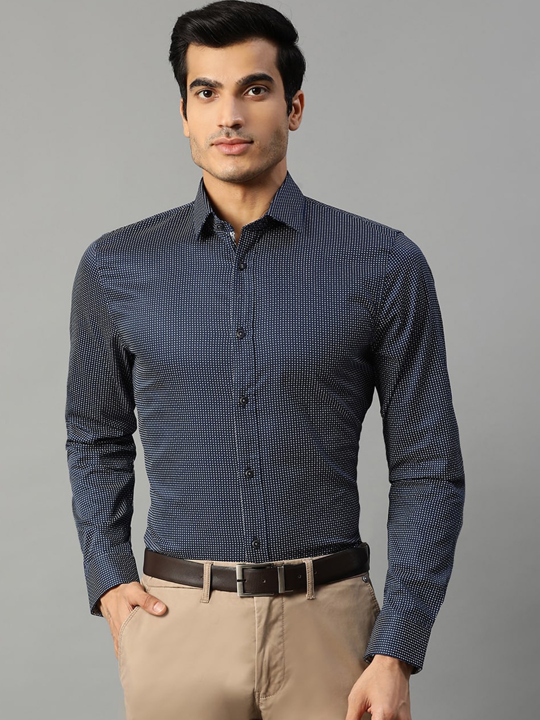 

Matinique Men Blue Slim Fit Printed Cotton Casual Shirt