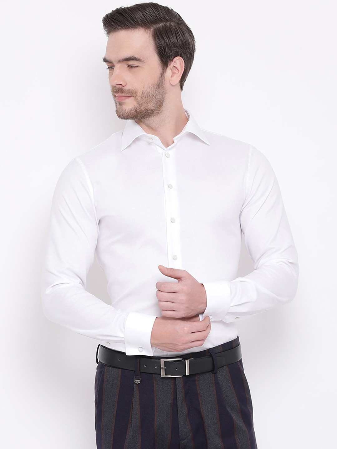 

Matinique Men White Slim Fit Cotton Formal Shirt