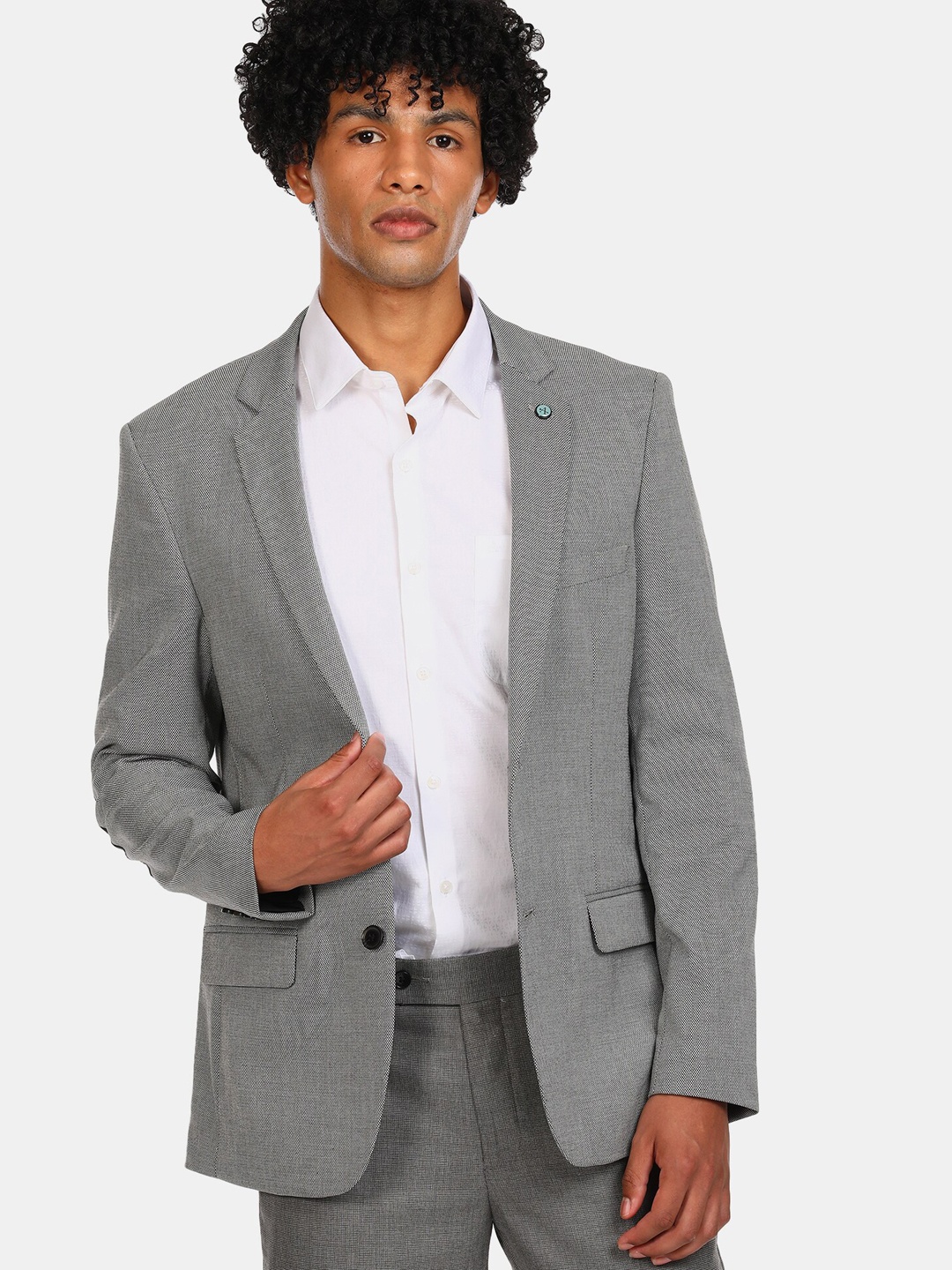 

Arrow Men Grey Self-Design Zero Calorie Slim-Fit Single-Breasted Formal Blazer