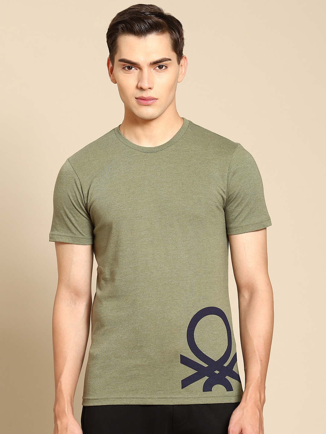 

United Colors of Benetton Men Olive Green & Navy Blue Brand Logo Printed T-shirt