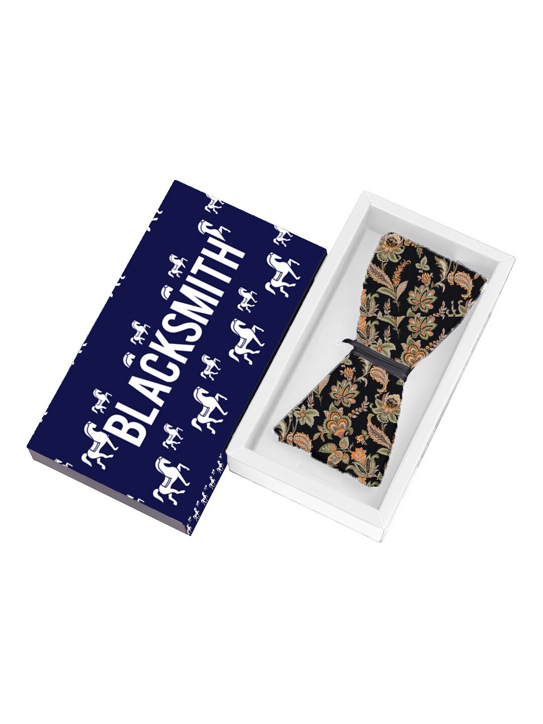

Blacksmith Men Black & Green Printed Bow Tie