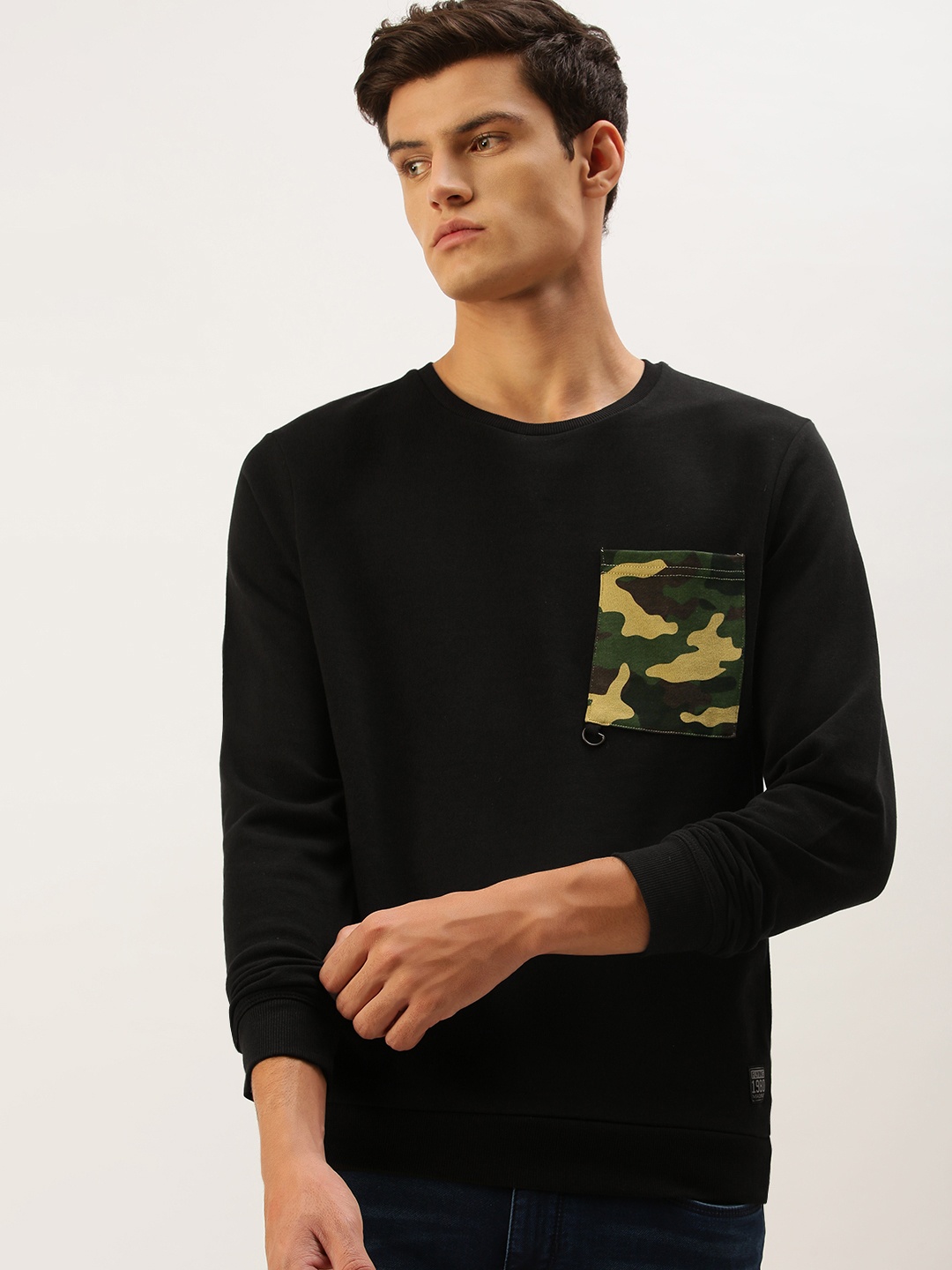 

Flying Machine Men Black Solid Sweatshirt