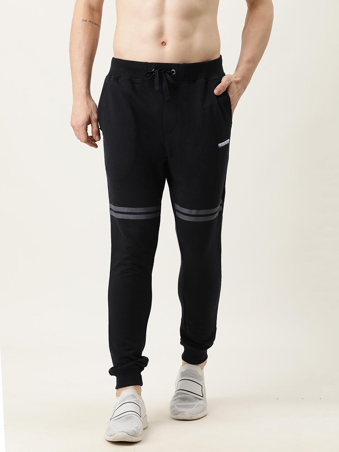 

Flying Machine Men Black Solid Pure Cotton Joggers
