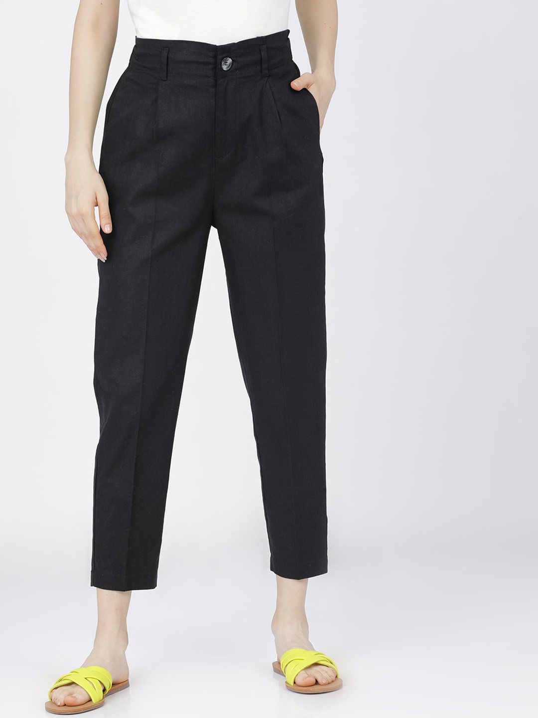 

Tokyo Talkies Women Black Tapered Fit Pleated Trousers