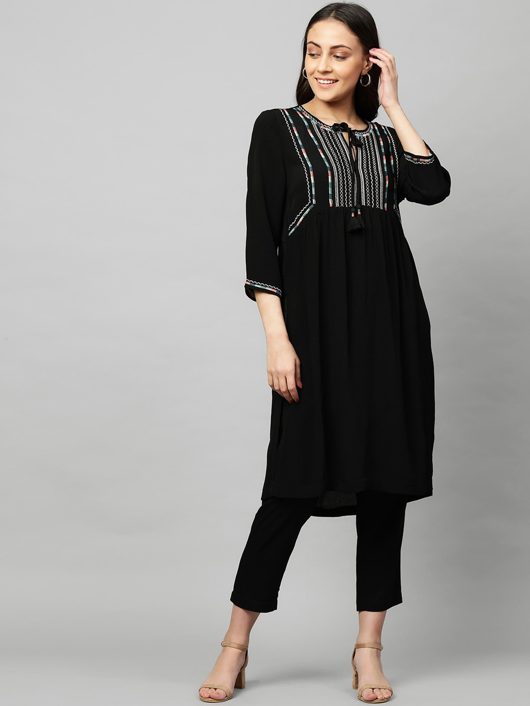 

Modern Indian by CHEMISTRY Women Black Embroidered Regular Kurti with Trousers