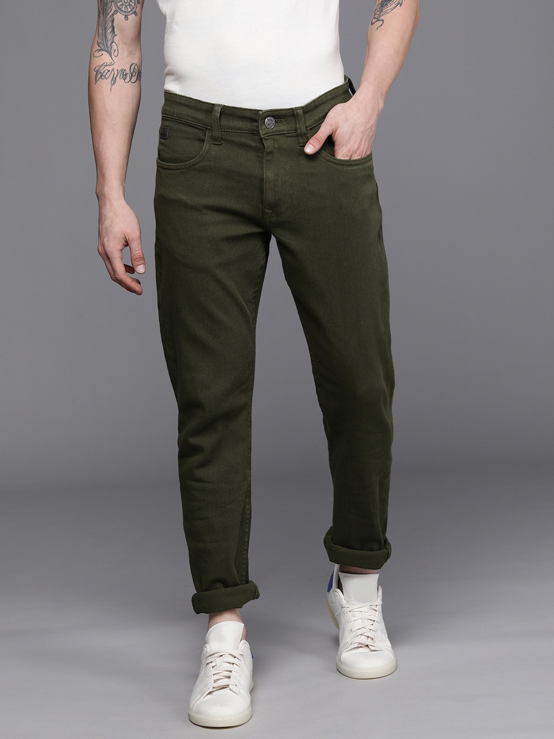 

WROGN Men Olive Green Slim Fit Stretchable Jeans