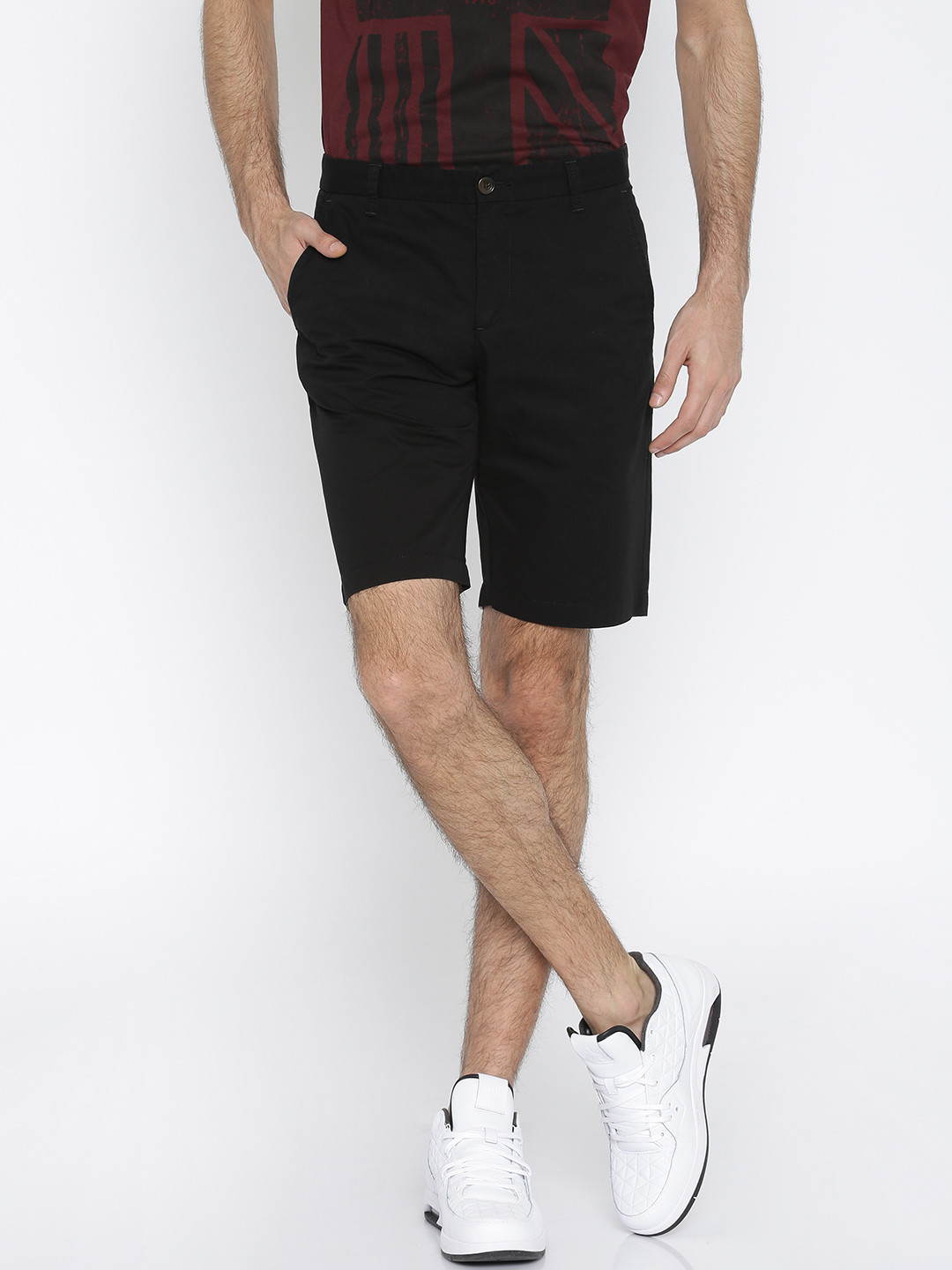 

United Colors of Benetton Men Black Solid Slim Fit Chino Shorts