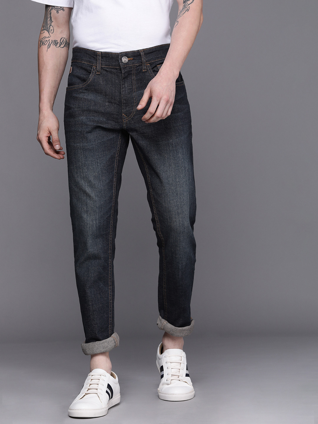 

WROGN Men Navy Blue Slim Fit Heavy Fade Stretchable Jeans