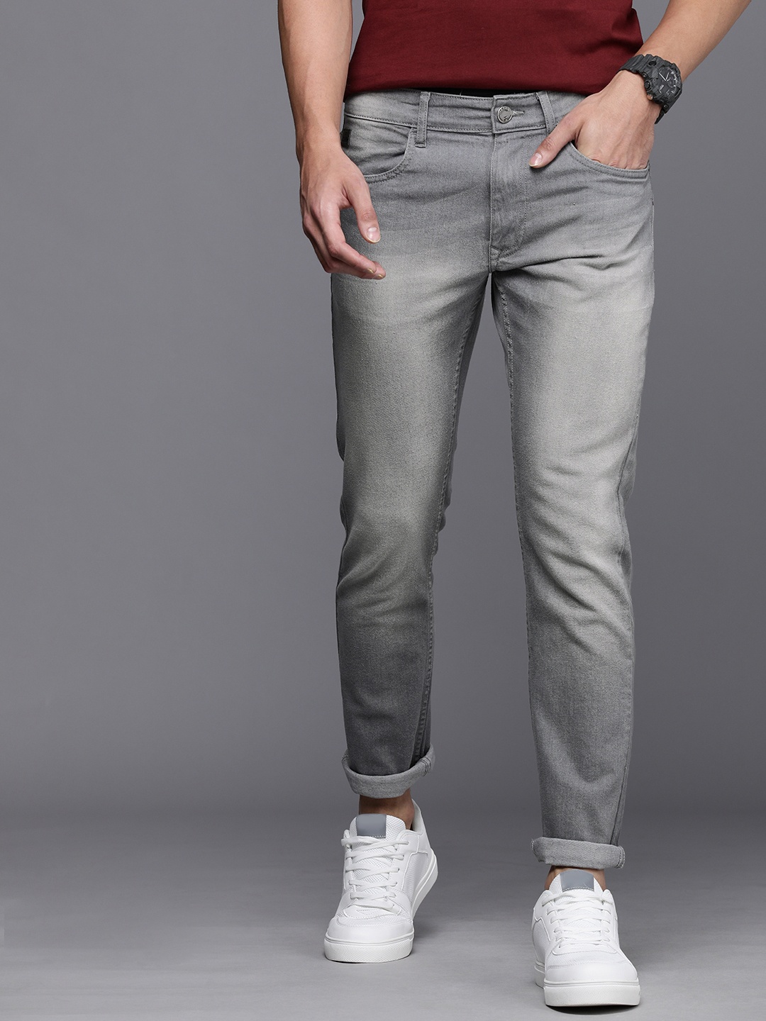 

WROGN Men Grey Slim Fit Heavy Fade Stretchable Jeans