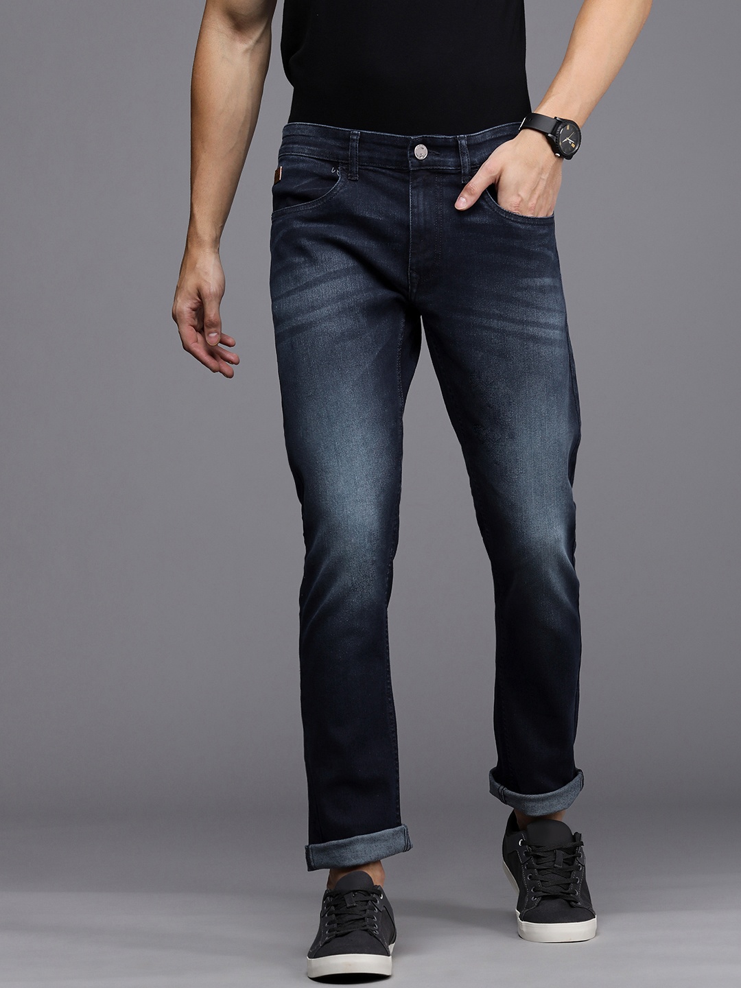 

WROGN Men Blue Slim Fit High-Rise Heavy Fade Clean Look Stretchable Jeans