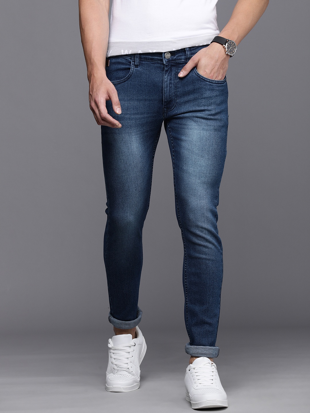 

WROGN Men Blue Slim Fit Light Fade Stretchable Jeans