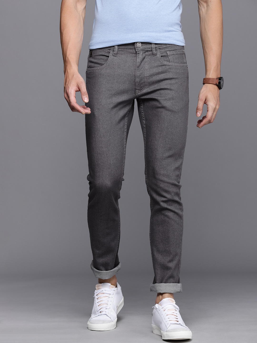 

WROGN Men Grey Solid Slim Fit Stretchable Jeans