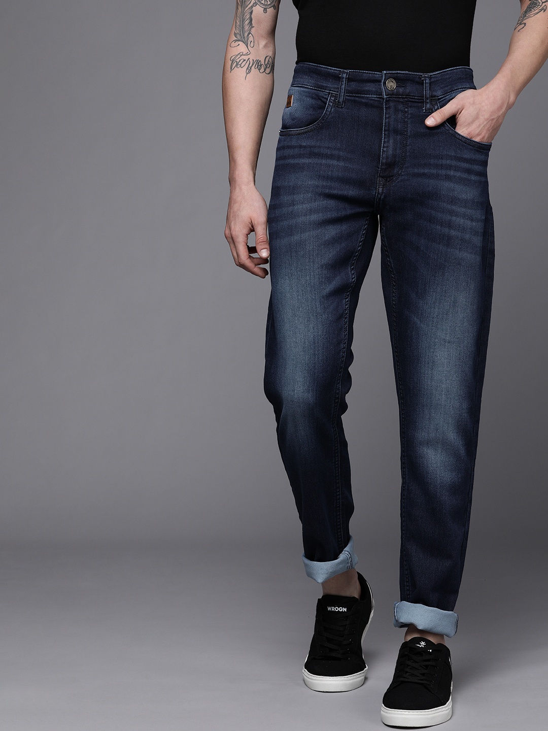

WROGN Men Blue Slim Fit Mid-Rise Heavy Fade Stretchable Jeans