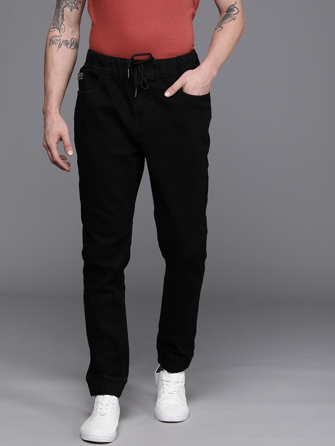 

WROGN Men Black Jogger Fit Stretchable Jeans