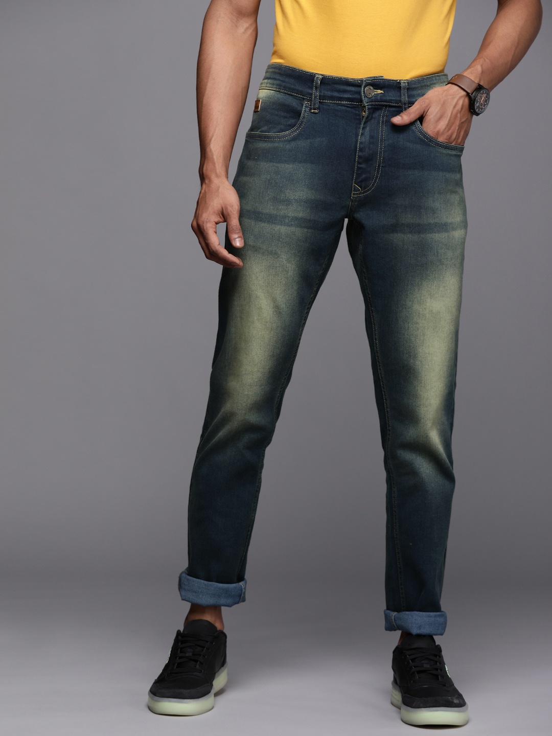 

WROGN Men Blue Slim Fit Mid-Rise Heavy Fade Jeans