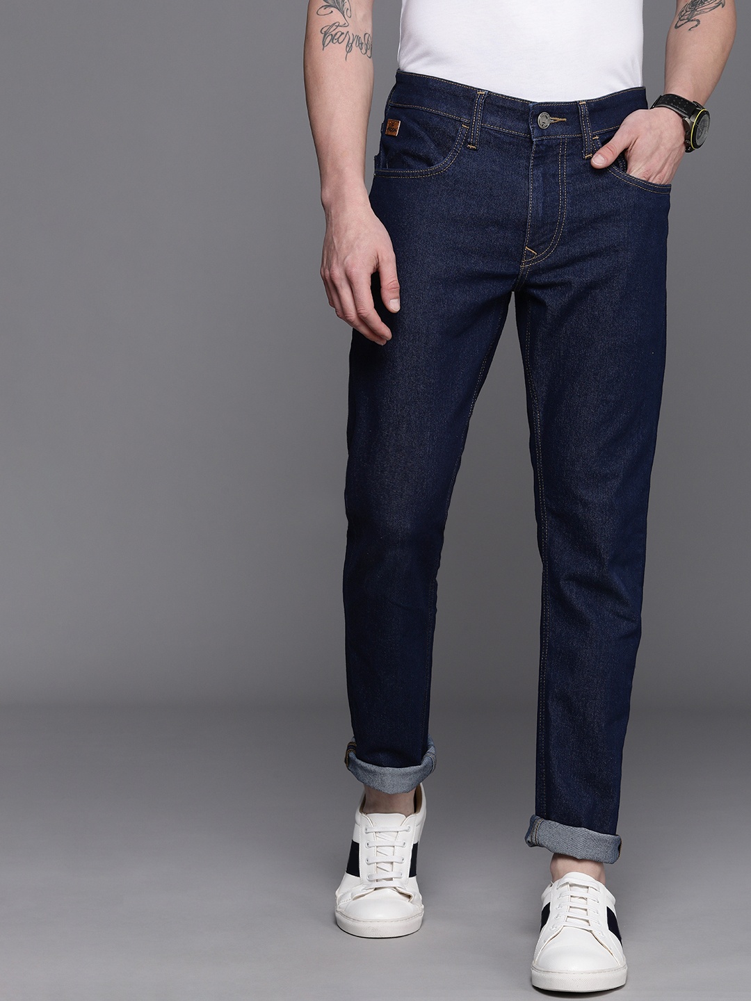 

WROGN Men Blue Slim Fit Mid Rise Stretchable Jeans