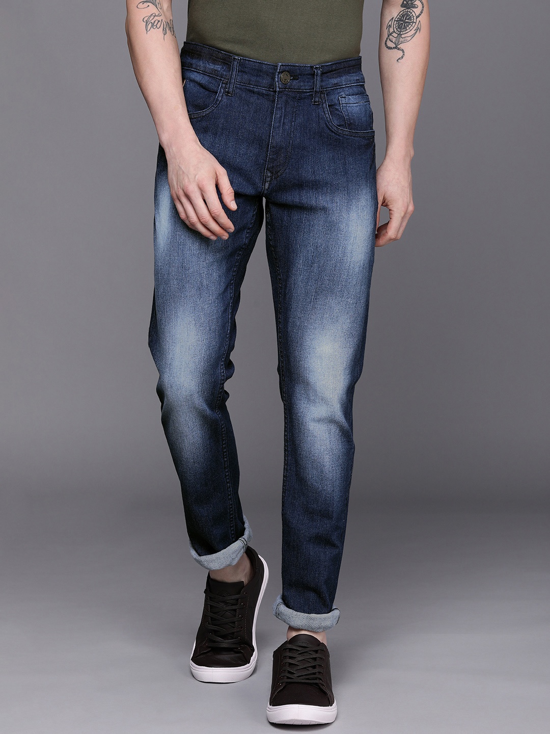 

WROGN Men Blue Slim Fit Heavy Fade Stretchable Jeans