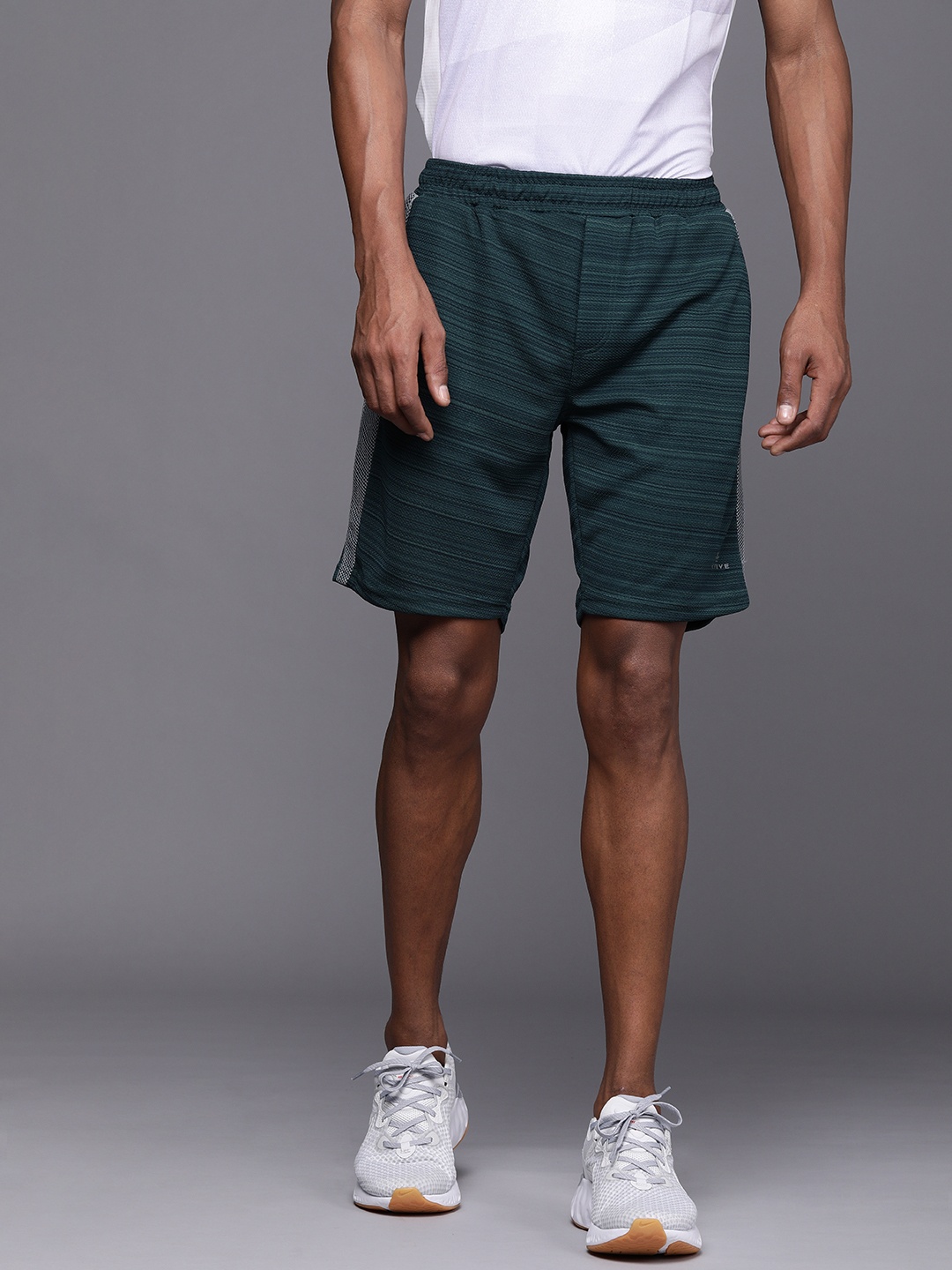 

WROGN ACTIVE Men Green Regular Shorts