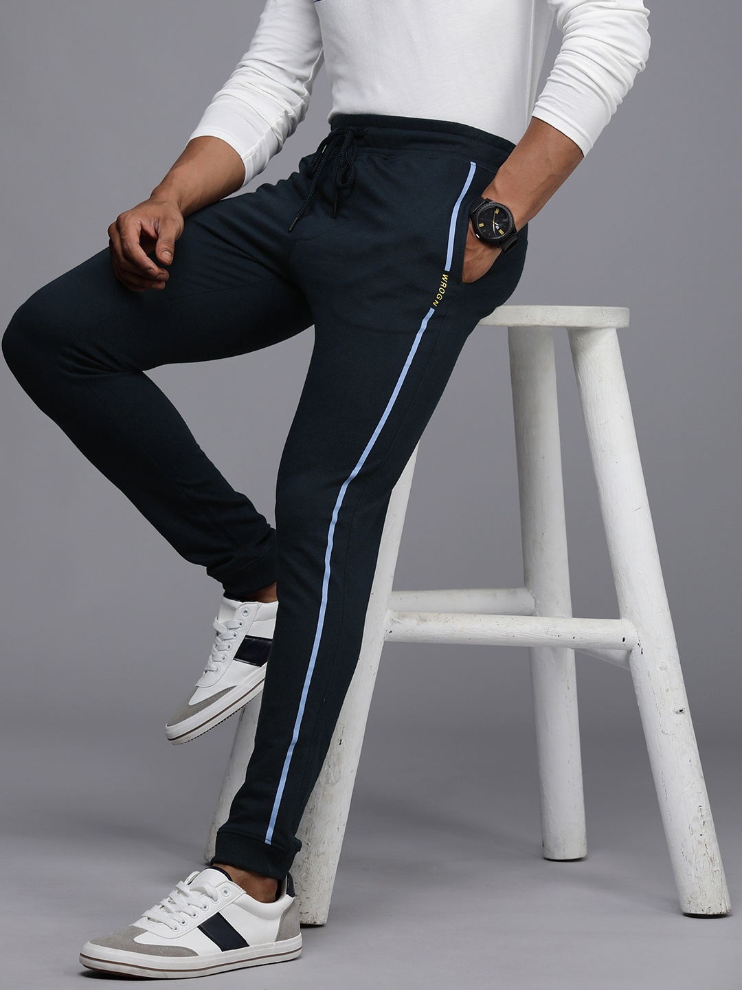 

WROGN Men Navy Blue Solid Joggers