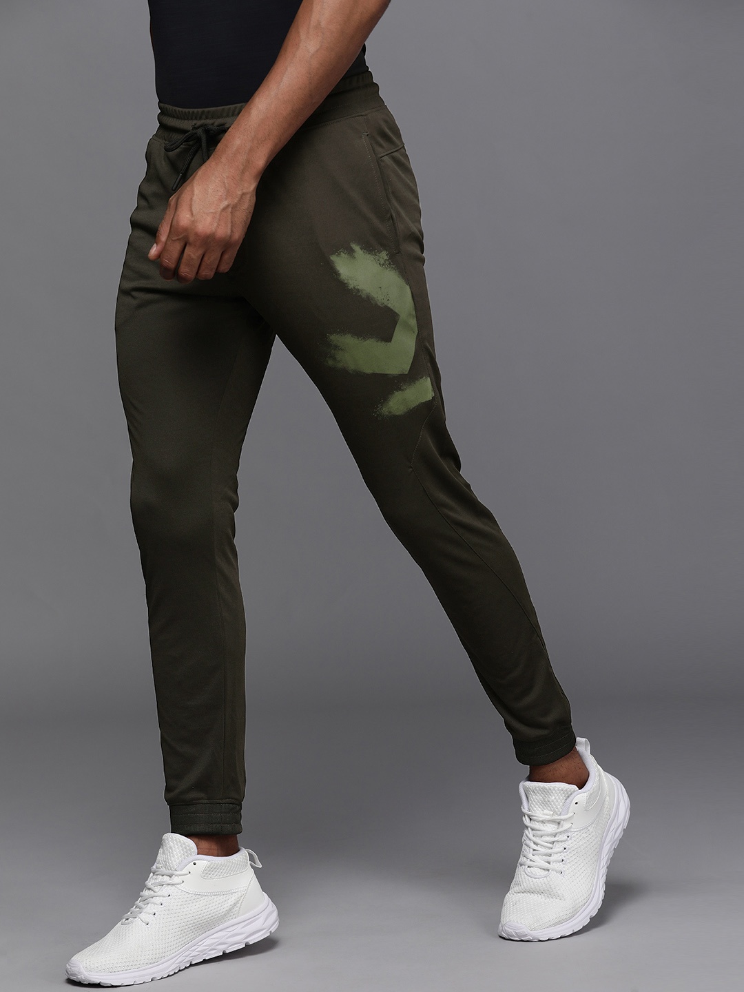 

Wrogn Active Men Olive Colourblocked Regular Fit Joggers Track Pant