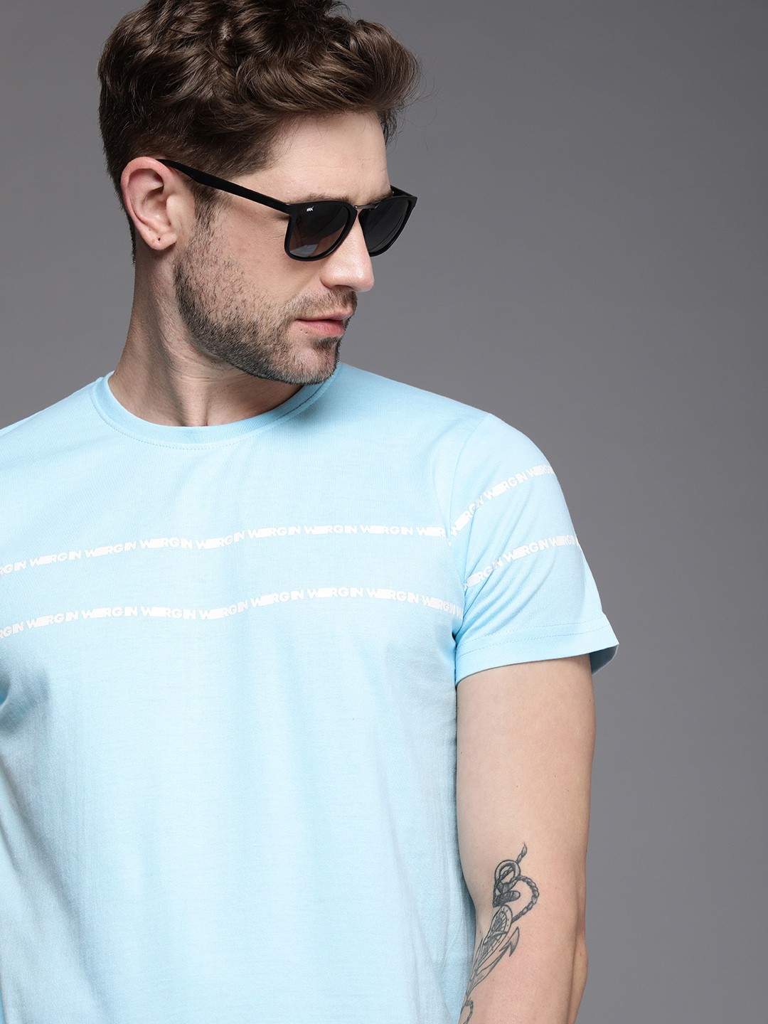 

WROGN Men Blue Brand Logo Printed Slim Fit T-shirt