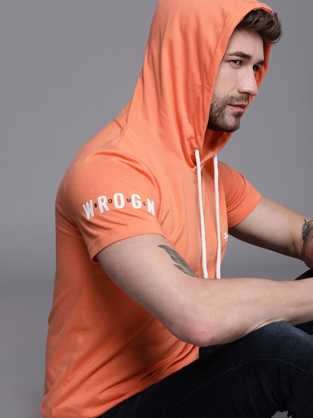 

WROGN Men Pink Solid Hooded T-shirt