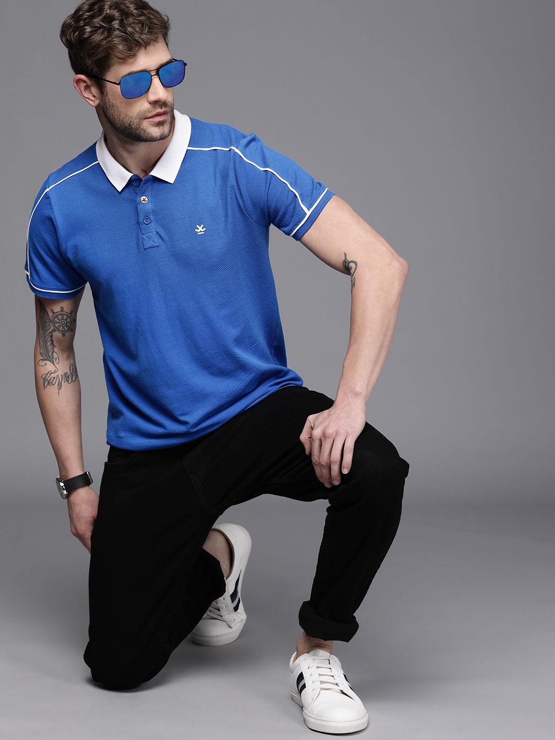 

WROGN Men Blue Solid Slim Fit Pure Cotton Polo Collar T-shirt