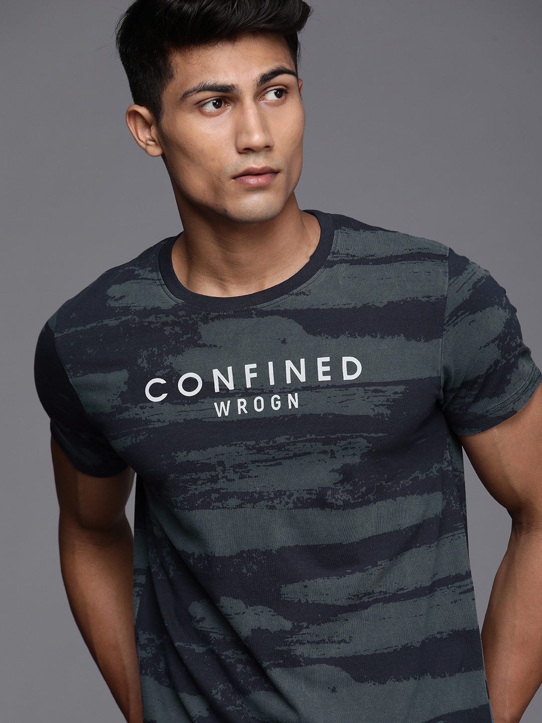 

WROGN Men Black & Grey Typography Printed Slim Fit T-shirt