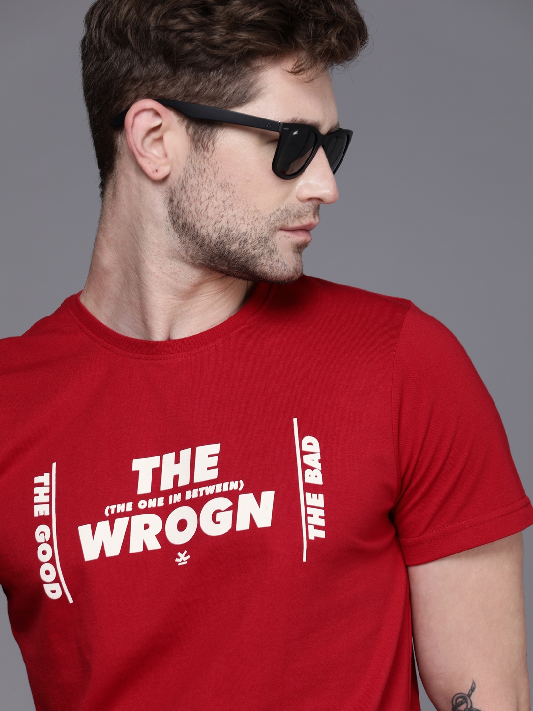 

WROGN Men Red & White Printed Slim Fit T-shirt