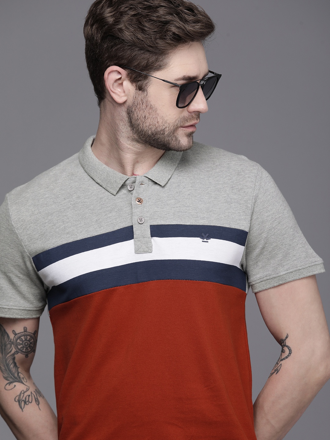 

WROGN Men Grey Melange & Red Colourblocked Polo Collar Slim Fit Pure Cotton T-shirt