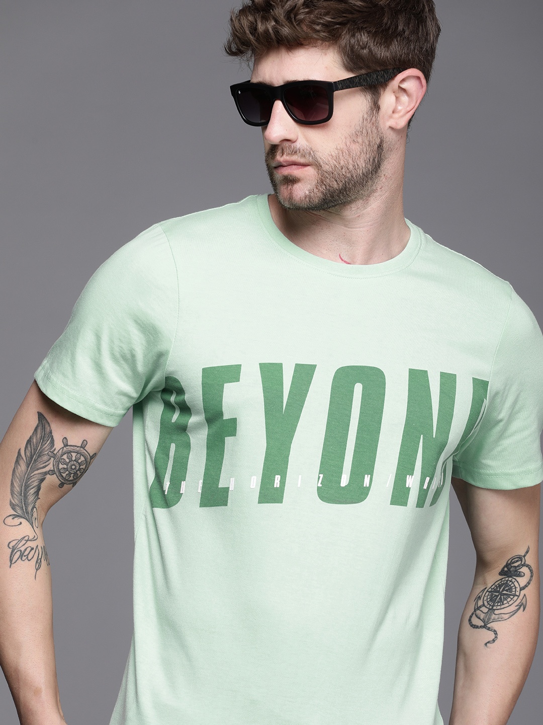 

WROGN Men Mint Green Typography Printed Slim Fit Casual T-shirt