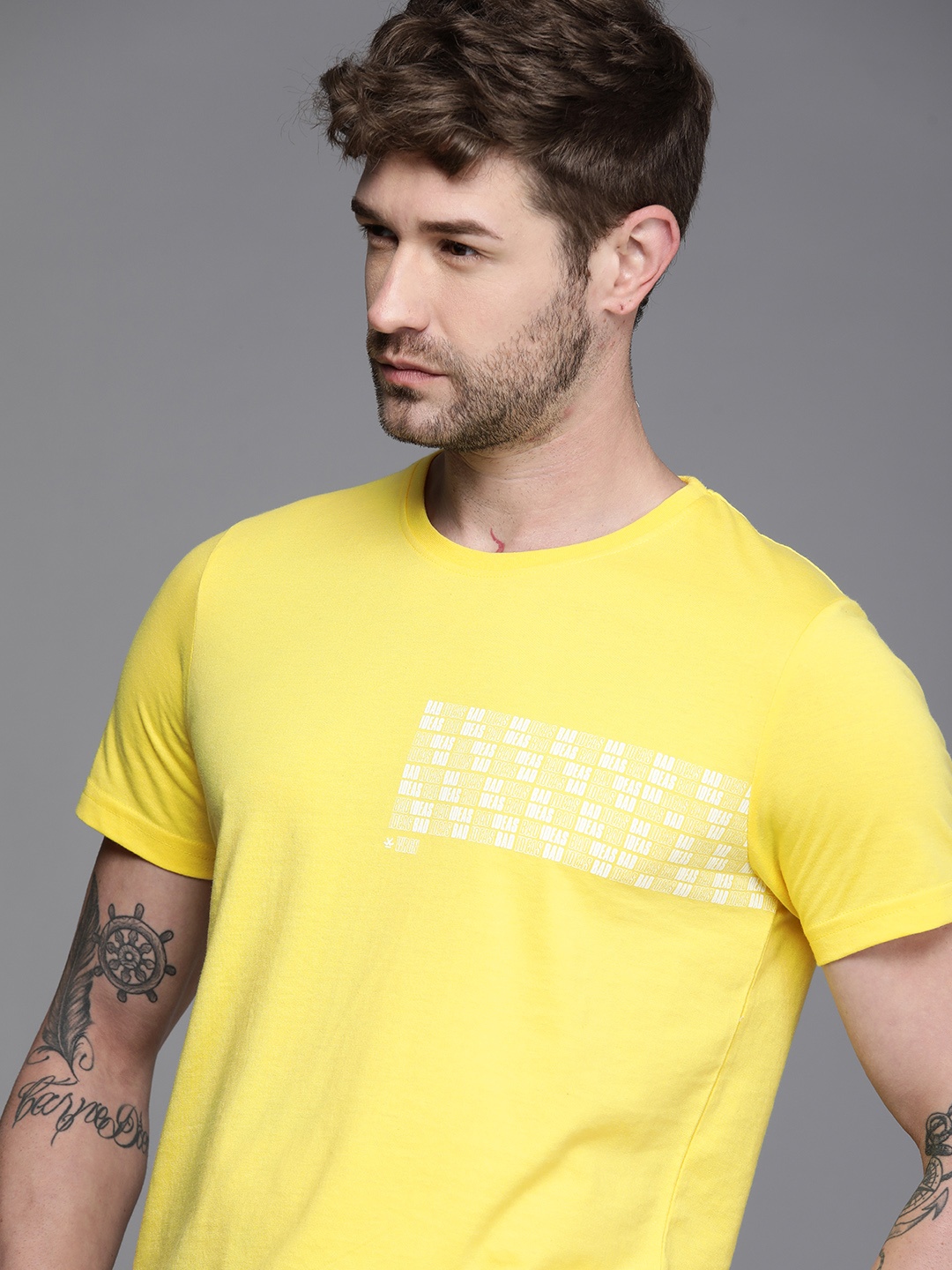 

WROGN Men Yellow Typography Printed T-shirt