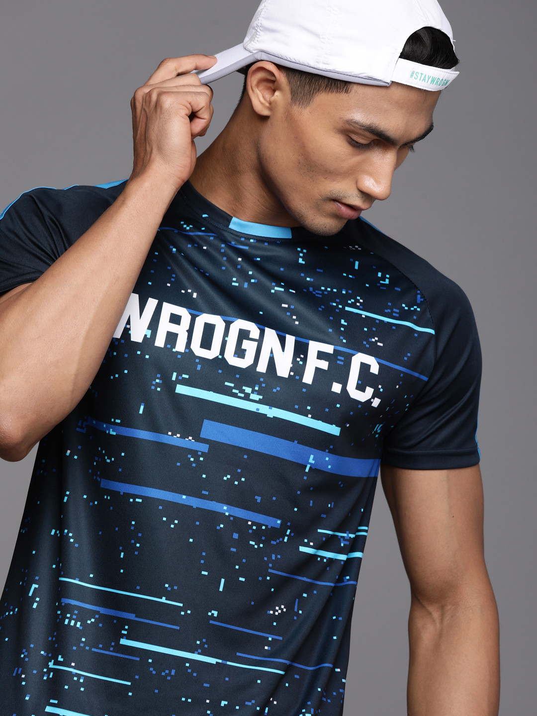 

WROGN ACTIVE Men Navy Blue & White Printed Slim Fit T-shirt