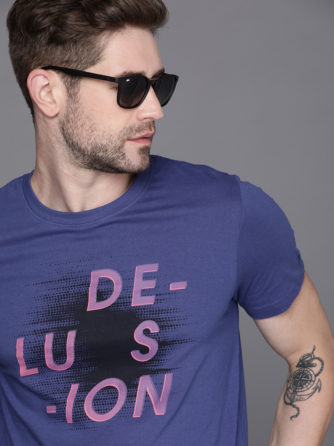 

WROGN Men Blue Typography Printed Slim Fit Pure Cotton T-shirt