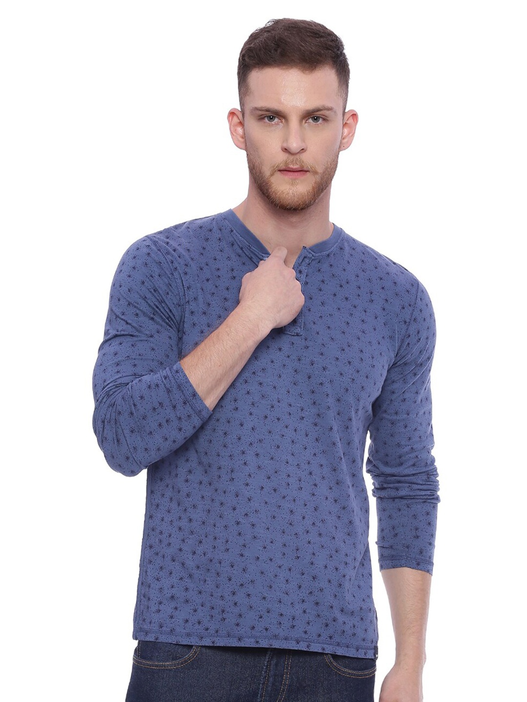 

Basics Men Blue Printed Henley Neck Slim Fit T-shirt