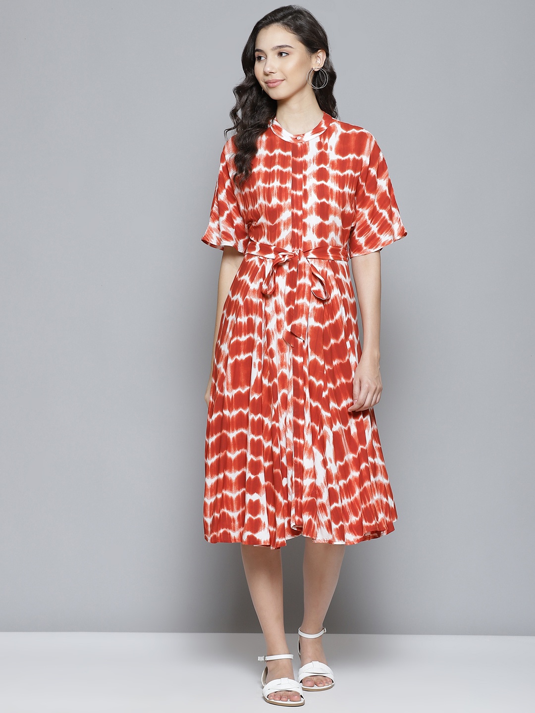 

Femella Red & Off White Tie & Dyed A-Line Midi Dress with Belt