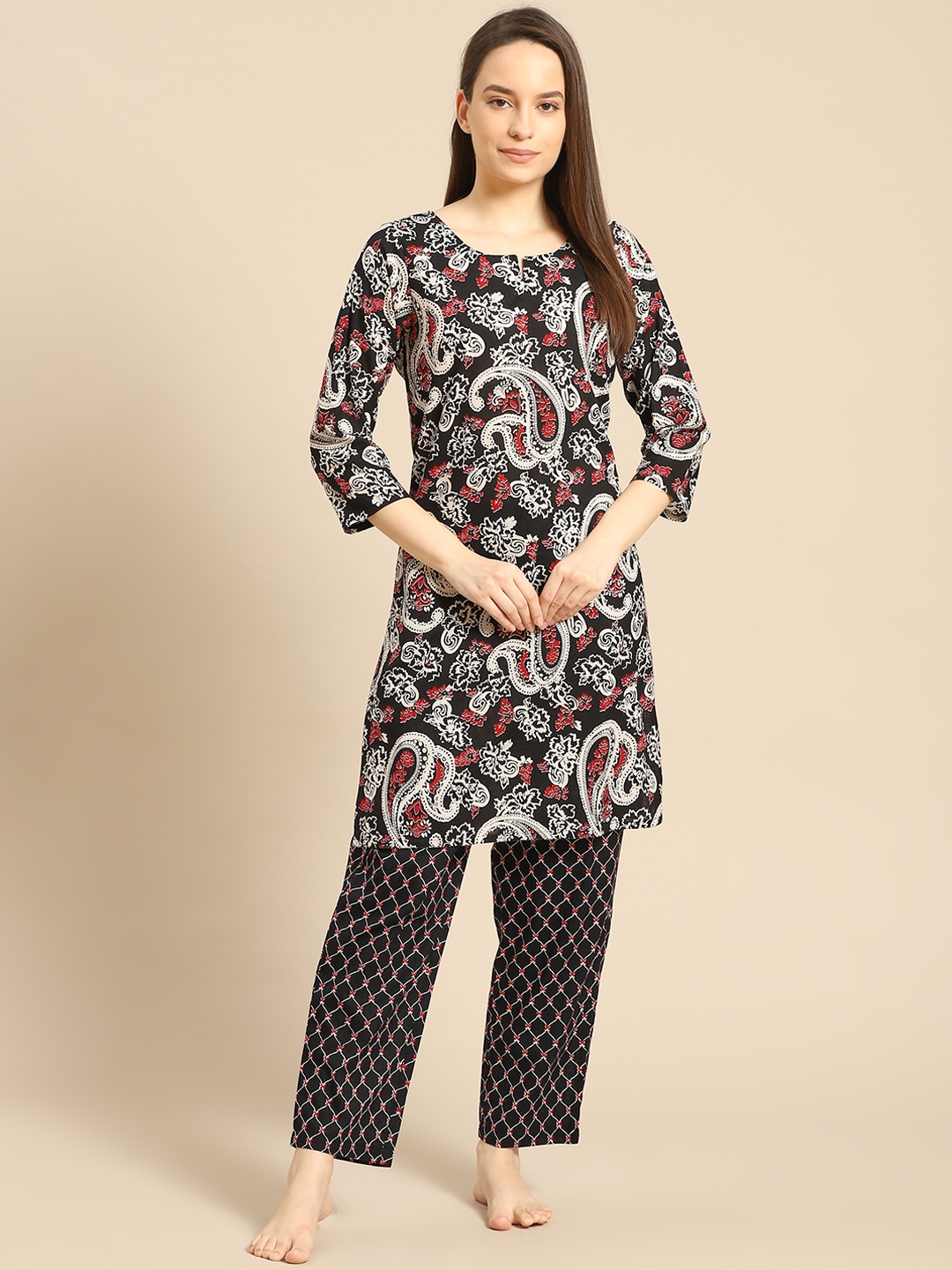 

Prakrti Women Black & Red Ethnic Motifs Printed Pure Cotton Night suit