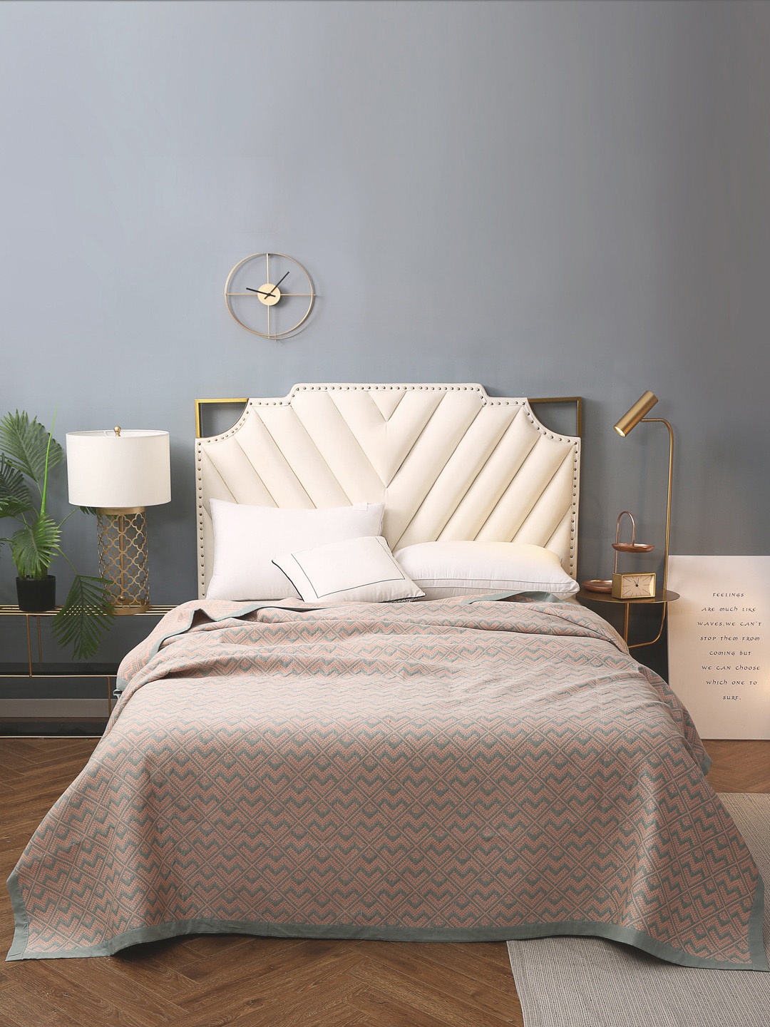 

URBAN DREAM Peach-Coloured & Grey Woven-Design Cotton Double Queen Bed Cover