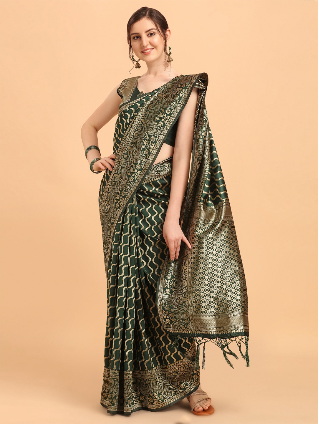 

Mitera Green & Gold-Toned Silk Blend Fusion Leheriya Saree