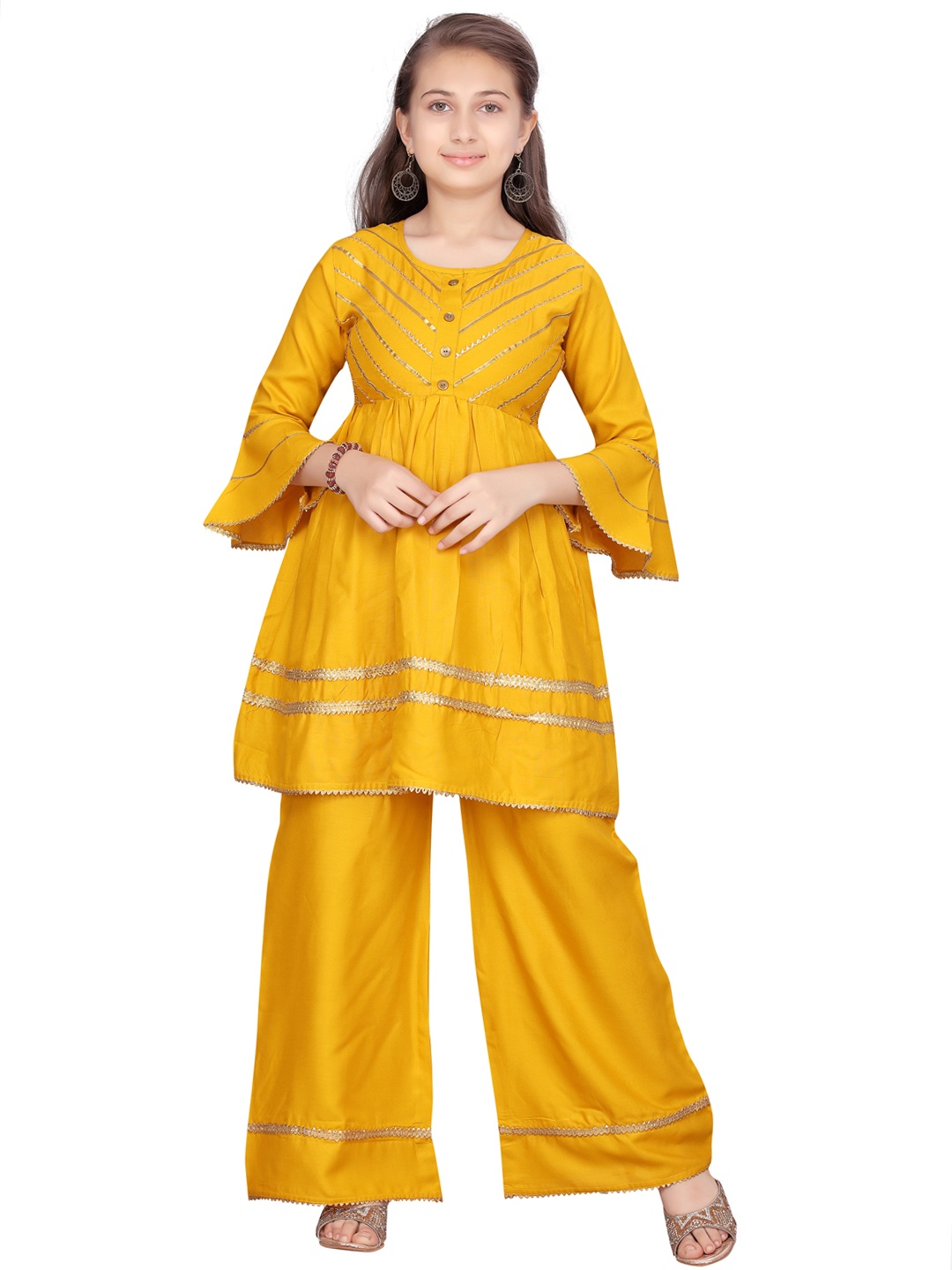 

Aarika Girls Mustard Yellow & Golden Gotta Patti Yoke Design Cotton Kurta with Palazzos