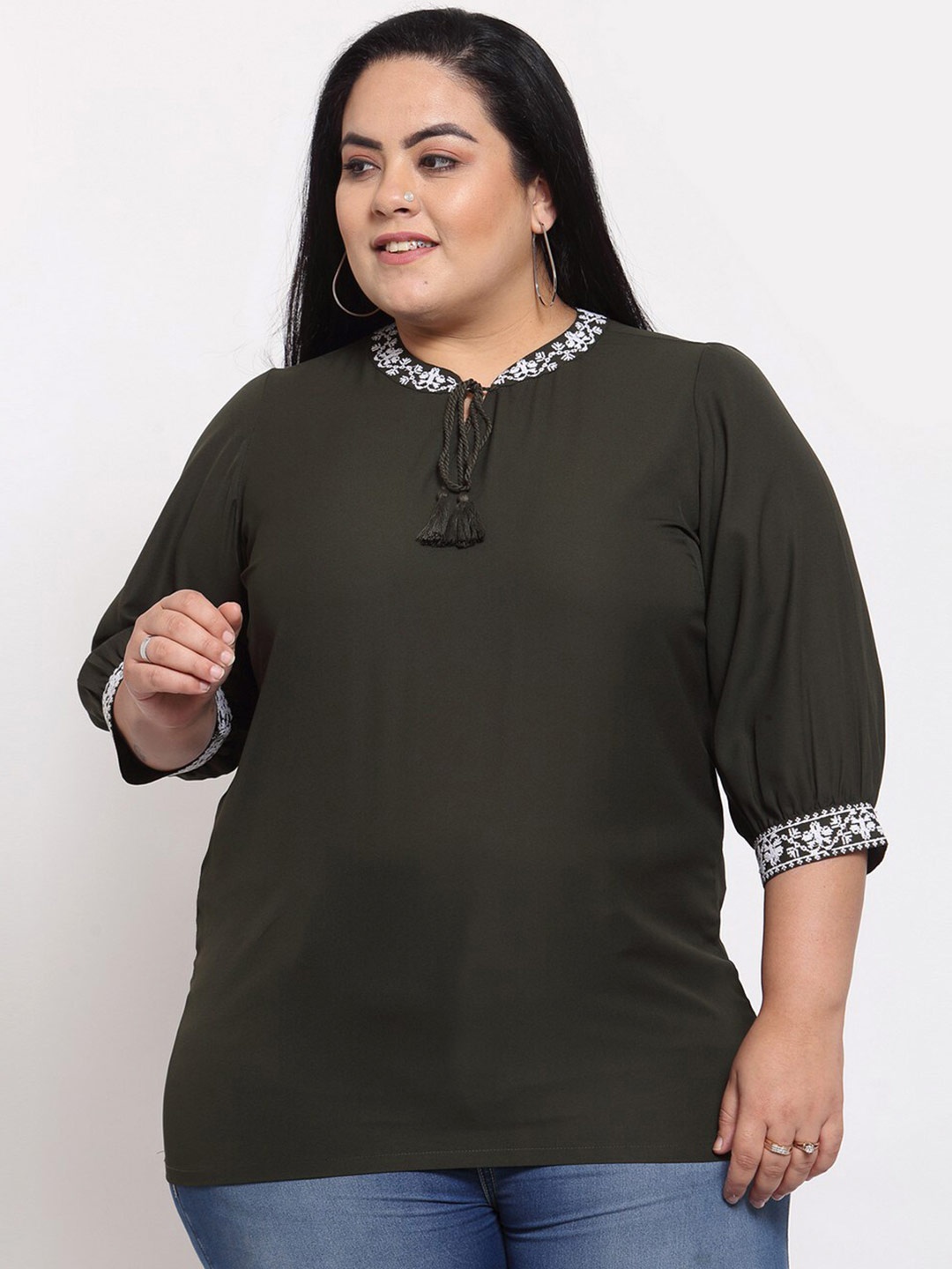 

MELON Women Green & White Tie-Up Neck Longline Top
