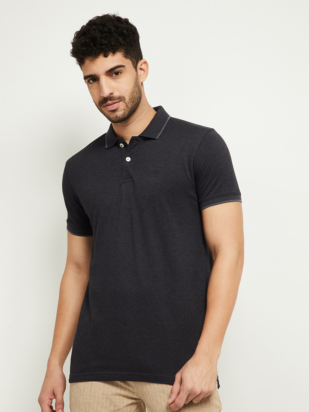 

max Men Grey Polo Collar T-shirt