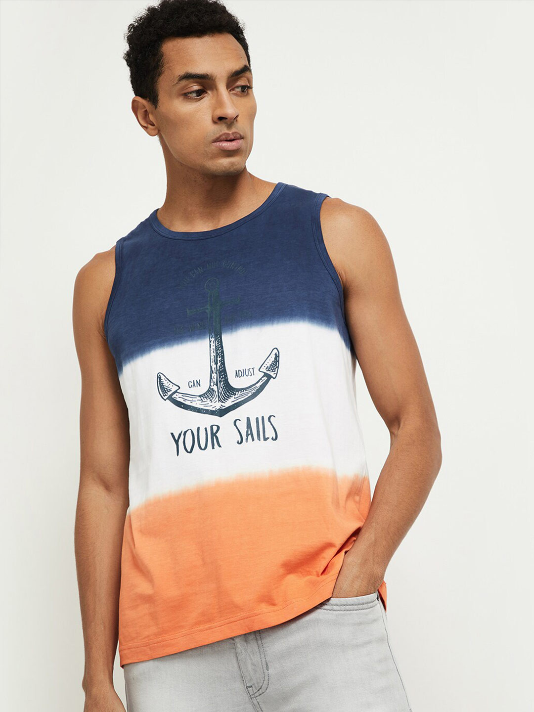 

max Men Blue Typography Dyed Raw Edge T-shirt